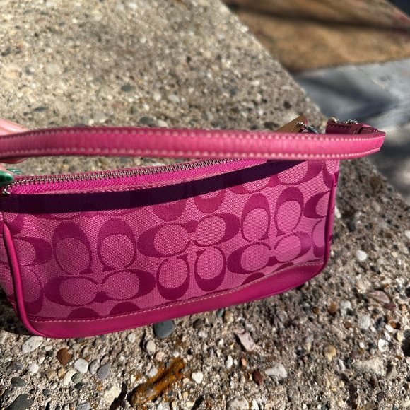 Vintage Y2K Coach Hamptons Demi Shoulder Bag Baguette Clutch Pink No. 6094 - Picture 6 of 11